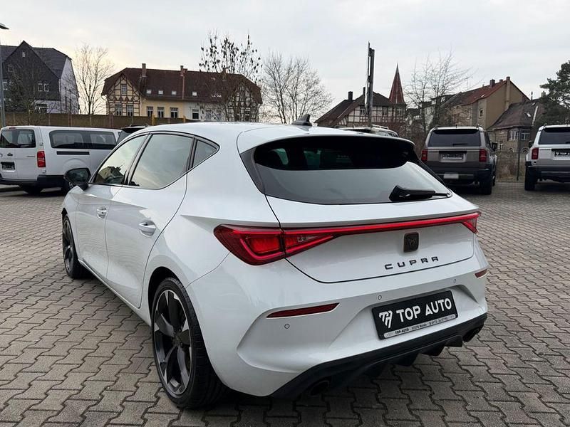 Gebraucht Cupra Leon VZ 245 PS (180 kW) 2023 Weiß Limousine