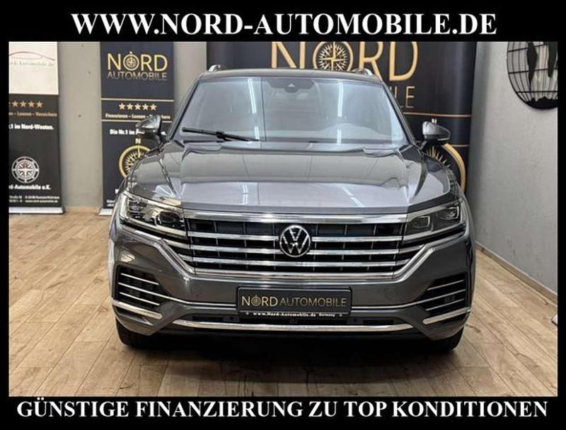 Gebraucht VW Touareg Elegance 231 PS (169 kW) 2021 Siliziumgrau metallic (metallic) SUV