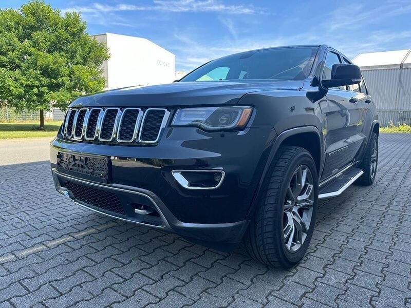 Gebraucht Jeep Grand Cherokee Limited 368 PS (270 kW) 2018 Schwarz SUV
