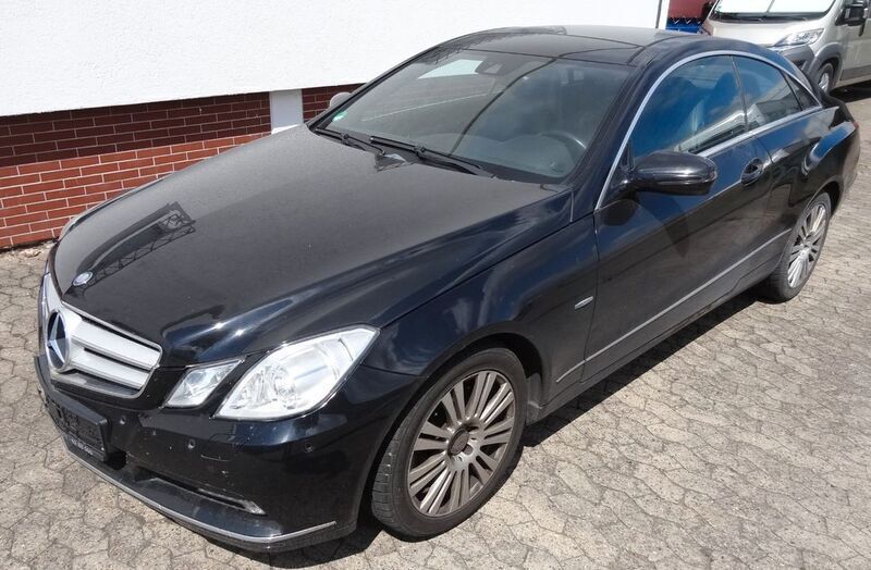 Gebraucht Mercedes E350 292 PS (214 kW) 2009 Schwarz Coupé