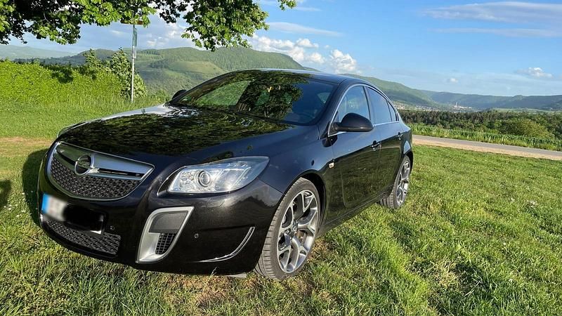 Gebraucht Opel Insignia OPC 325 PS (239 kW) 2011 Schwarz Limousine