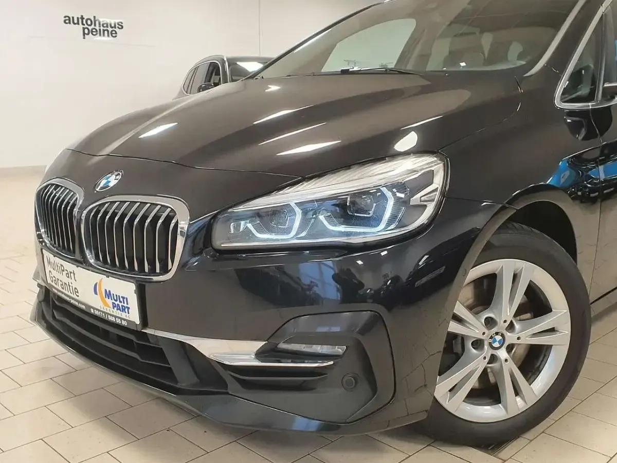 Gebraucht BMW 220 Performance 190 PS (139 kW) 2021 Schwarz Limousine