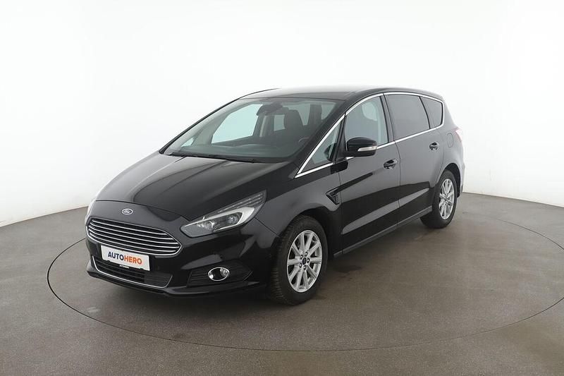 Schwarz Gebraucht 2017 Ford S-MAX Titanium Van / Kleinbus | 17.960 € (Fairer Preis) - Bild 1/3