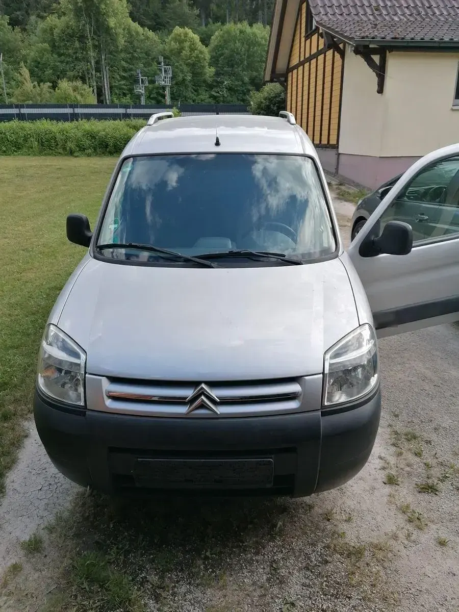 Gebraucht Citroën Berlingo Advance 75 PS (55 kW) 2008 Silber Van / Kleinbus
