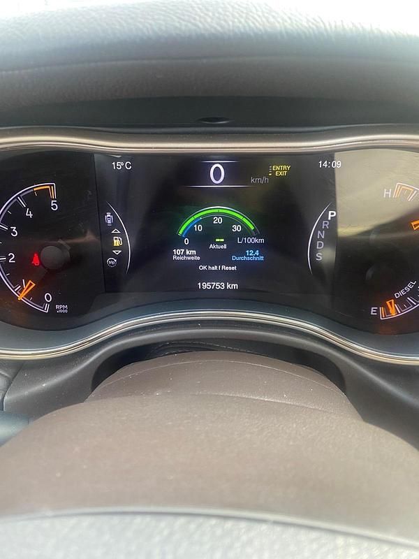 Gebraucht Jeep Grand Cherokee 250 PS (183 kW) 2014 Schwarz SUV