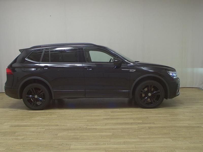 Schwarz Gebraucht 2020 VW Tiguan R-line SUV | 27.980 € (Guter Preis) - Bild 1/4