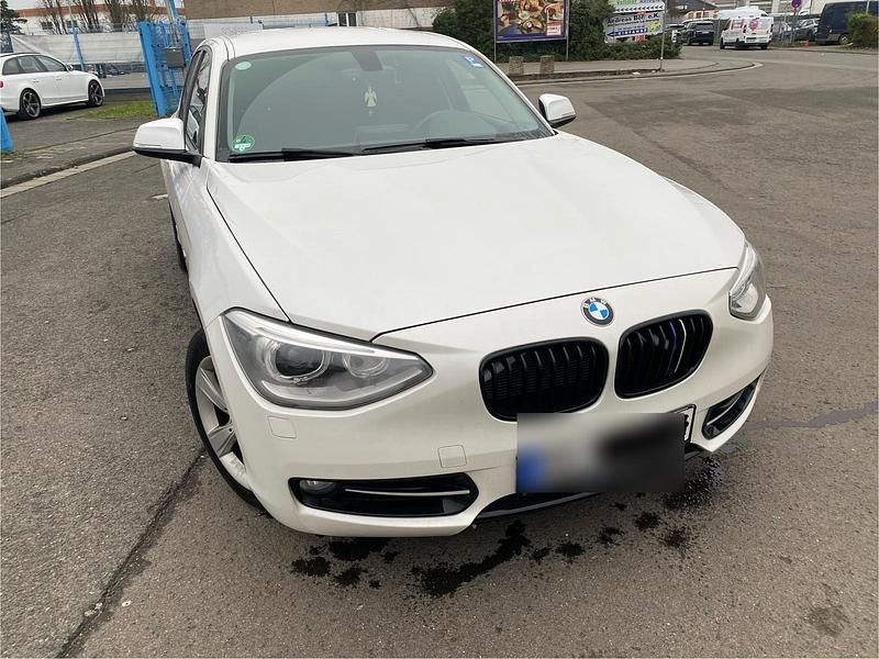 Gebraucht BMW 118 143 PS (105 kW) 2014 Weiß Kleinwagen