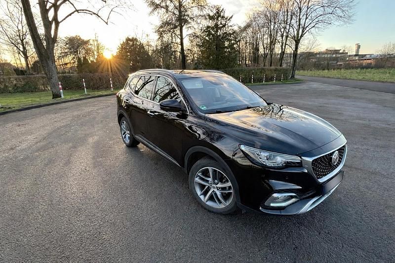 Gebraucht MG HS Luxury 162 PS (119 kW) 2023 Schwarz SUV