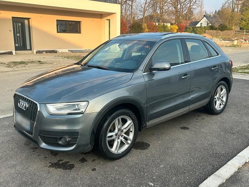 Gebraucht Audi Q3 177 PS (130 kW) 2012 Grau SUV