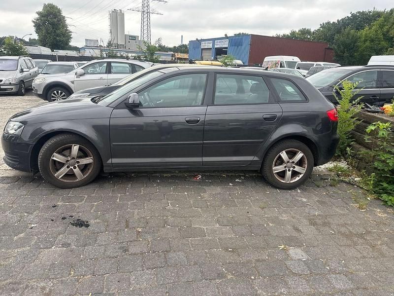 Gebraucht 2009 Audi A3 Sportback Ambiente Limousine | 2.550 € (Superpreis) - Bild 1/4