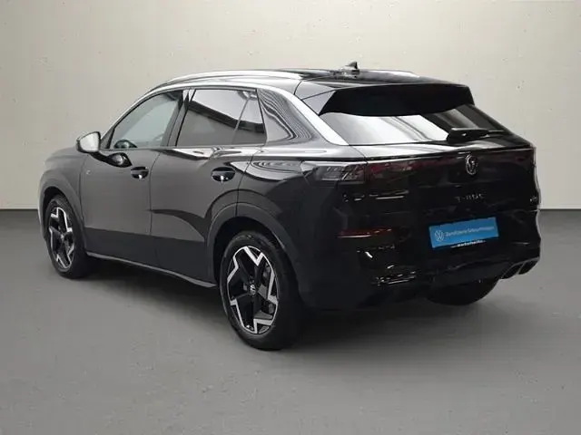 Neu VW T-Roc R-line 150 PS (110 kW) 2026 Grenadillschwarz metallic SUV