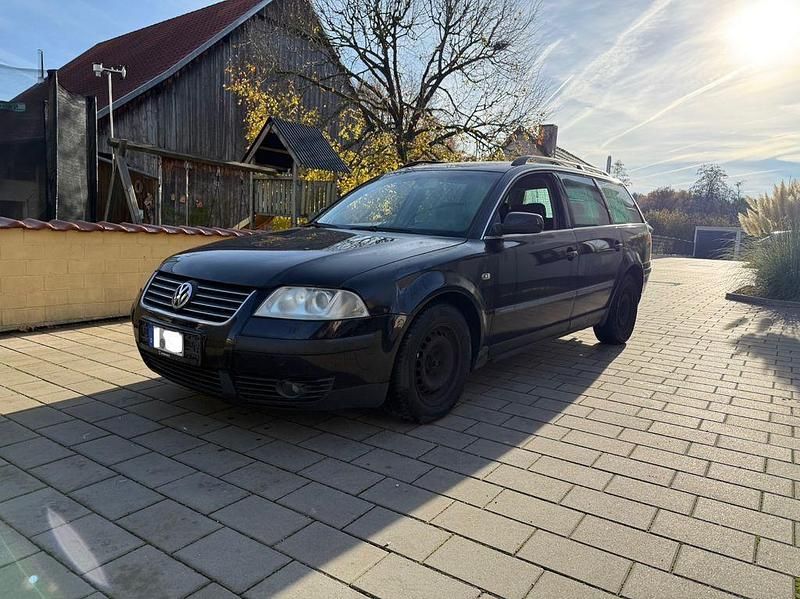 Usata VW Passat 131 CV (96 kW) 2003 Nero Station wagon