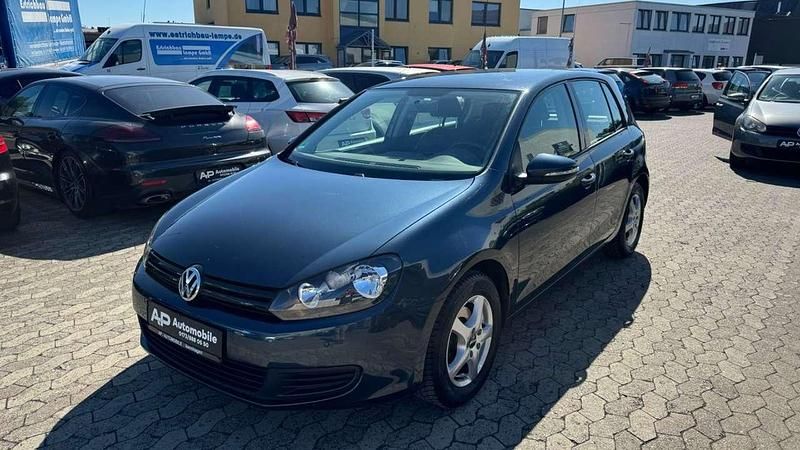 Blue graphite pearl effect Gebraucht 2010 VW Golf VI Trendline Limousine | 5.500 € (Fairer Preis) - Bild 1/4