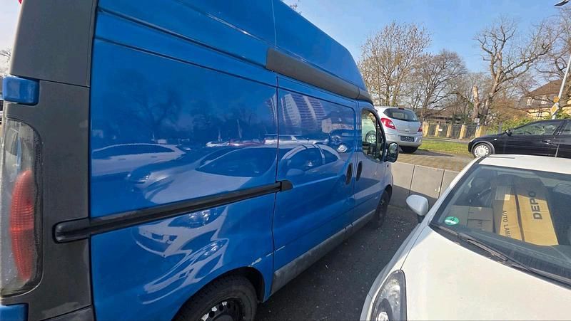 Gebraucht Opel Vivaro 100 PS (73 kW) 2004 Blau Van / Kleinbus