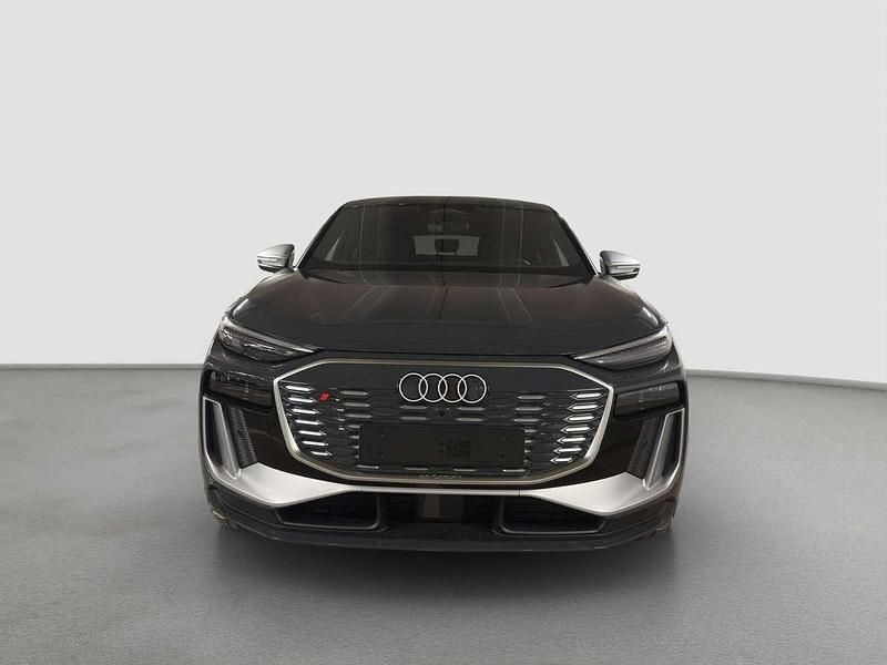 Neu Audi SQ6 e-tron 359 kW (489 PS) 2026 Magnetgrau SUV