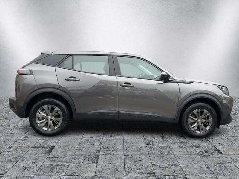 Gebraucht Peugeot 2008 Active 110 PS (80 kW) 2022 Grau SUV