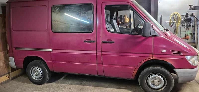 Andere farben Gebraucht 2001 Mercedes Sprinter Van | 9.900 € - Bild 1/4