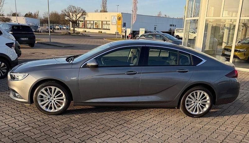 Gebraucht Opel Insignia Innovation 165 PS (121 kW) 2017 Grau Limousine