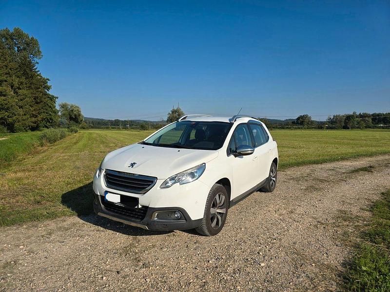 Weiß Gebraucht 2013 Peugeot 2008 Allure SUV | 8.250 € (Fairer Preis) - Bild 1/4