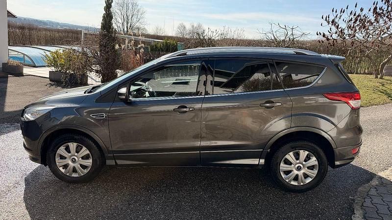 Gebraucht Ford Kuga SYNC Edition 140 PS (102 kW) 2014 Grau SUV