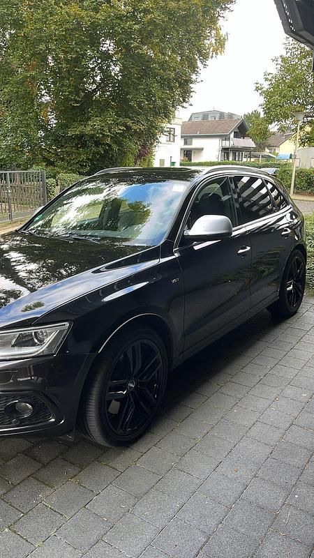 Schwarz Gebraucht 2015 Audi SQ5 SUV | 13.500 € (Superpreis) - Bild 1/4