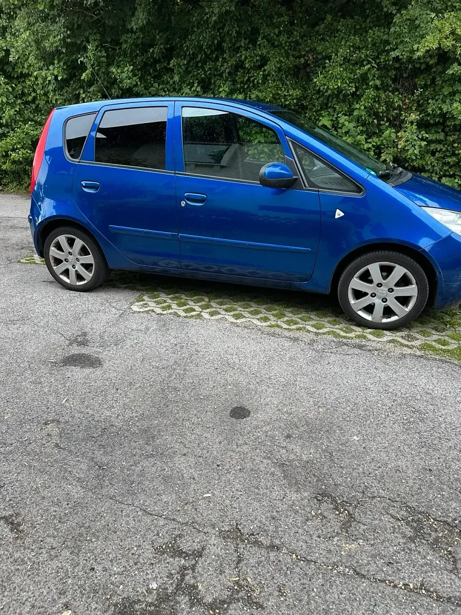 Gebraucht Mitsubishi Colt Motion 95 PS (69 kW) 2007 Blau Kleinwagen