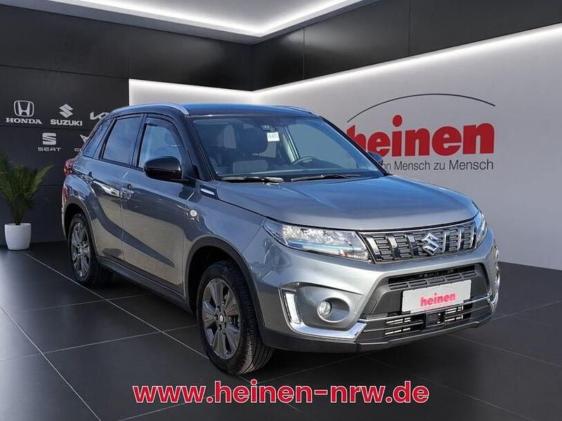 Gebraucht Suzuki Vitara Comfort 129 PS (94 kW) 2021 Schwarz SUV