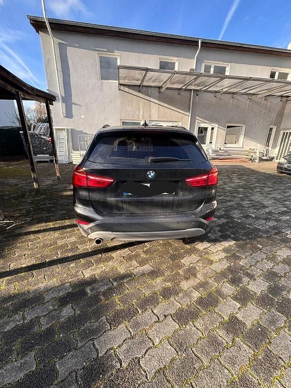 Gebraucht BMW X1 150 PS (110 kW) 2016 Schwarz SUV