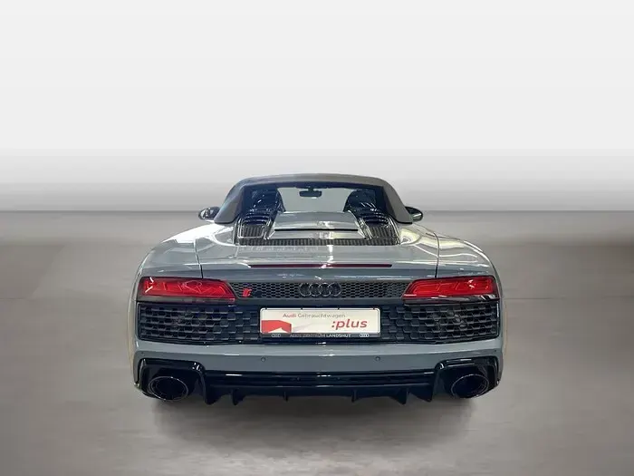 Gebraucht Audi R8 Spyder Performance 570 PS (419 kW) 2022 Kemoragrau metallic Cabrio