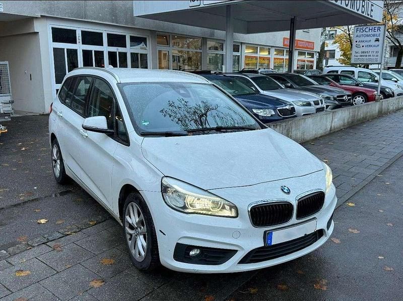 Gebraucht BMW 220 Gran Tourer 190 PS (139 kW) 2017 Alpinweiss 3 Van / Kleinbus