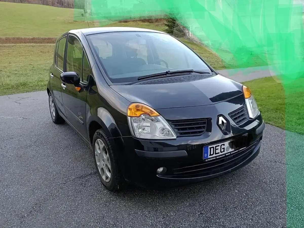 Używany Renault Modus 88 KM (64 kW) 2005 Czarny Minivan