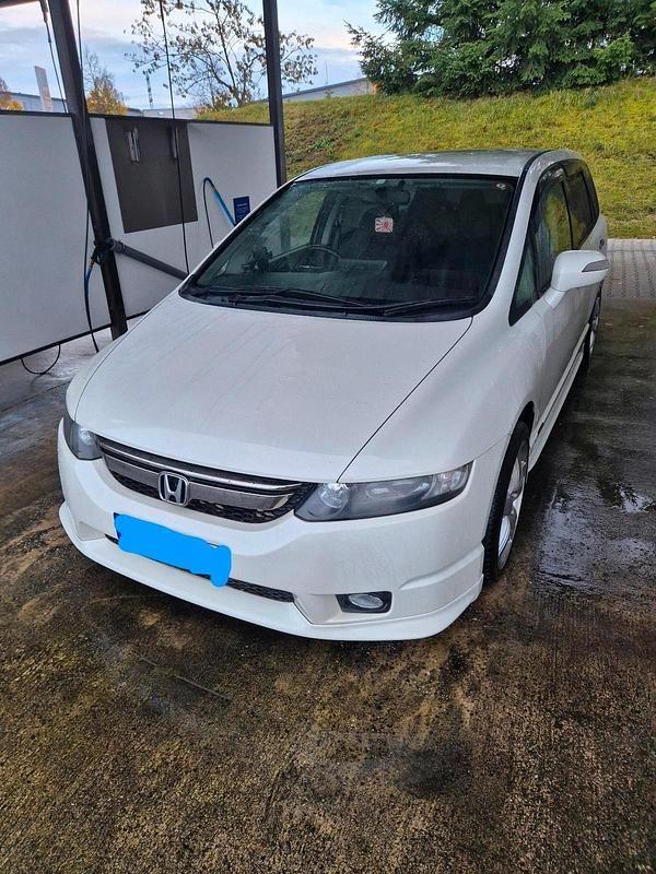Weiß Gebraucht 2008 Honda Odyssey Van / Kleinbus | 11.699 € - Bild 1/4