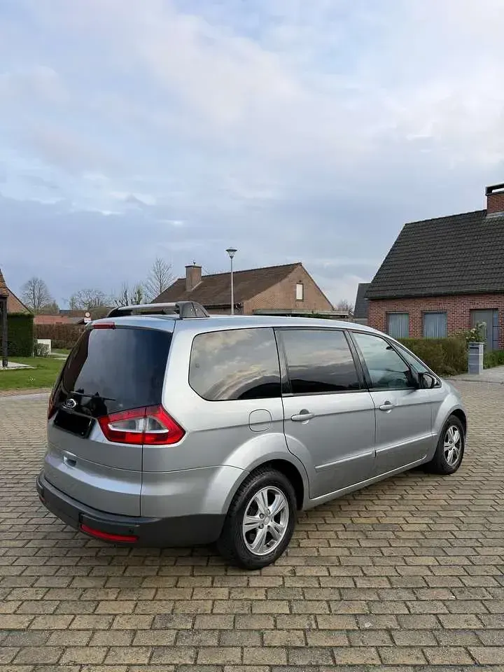 Gebraucht Ford Galaxy Titanium 140 PS (102 kW) 2009 Van / Kleinbus