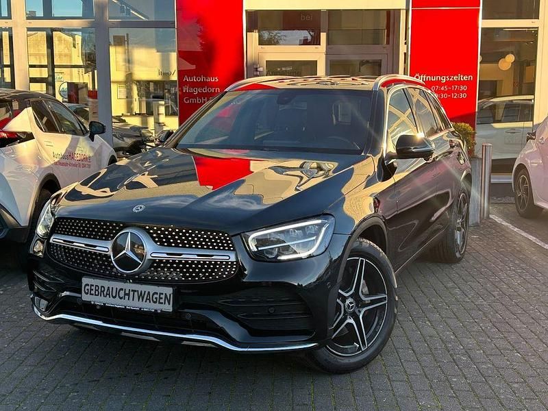 Schwarz Gebraucht 2019 Mercedes GLC200 AMG line SUV | 30.490 € (Superpreis) - Bild 1/4