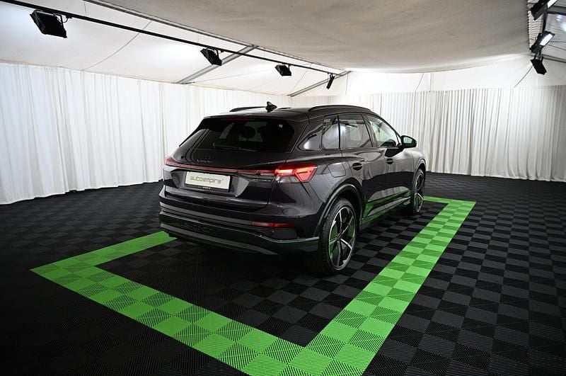 Neu Audi Q4 e-tron S-line plus 125 kW (170 PS) 2025 Violett SUV