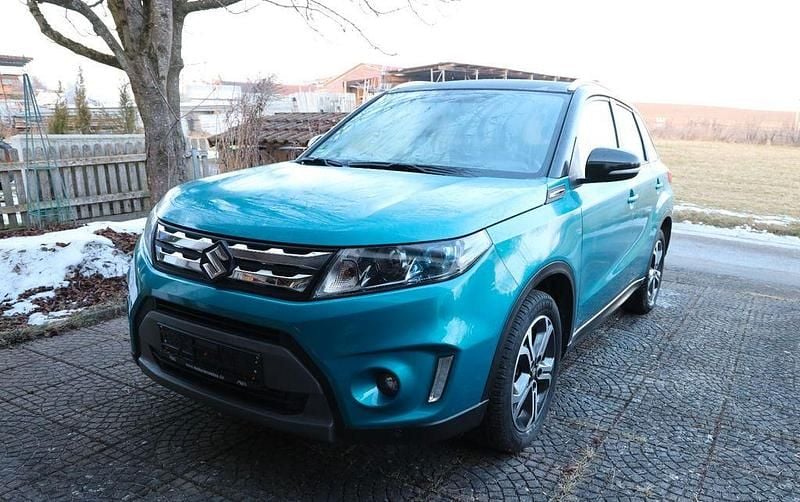 Blau Gebraucht 2015 Suzuki Vitara Comfort+ SUV | 14.800 € (Fairer Preis) - Bild 1/4