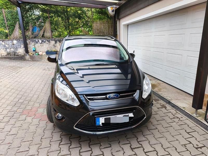 Second-hand Ford C-MAX Titanium 140 CP (102 kW) 2013 Negru Monovolum