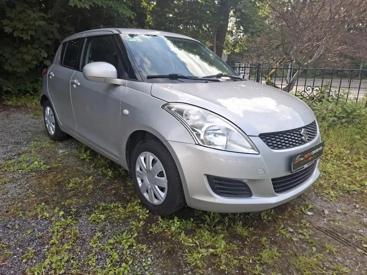 Gebraucht Suzuki Swift 94 PS (69 kW) 2013 Silber Kleinwagen