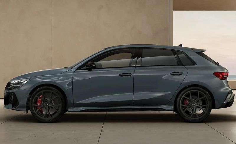 Neu Audi RS3 Advanced 400 PS (294 kW) 2026 Grau metallic Limousine