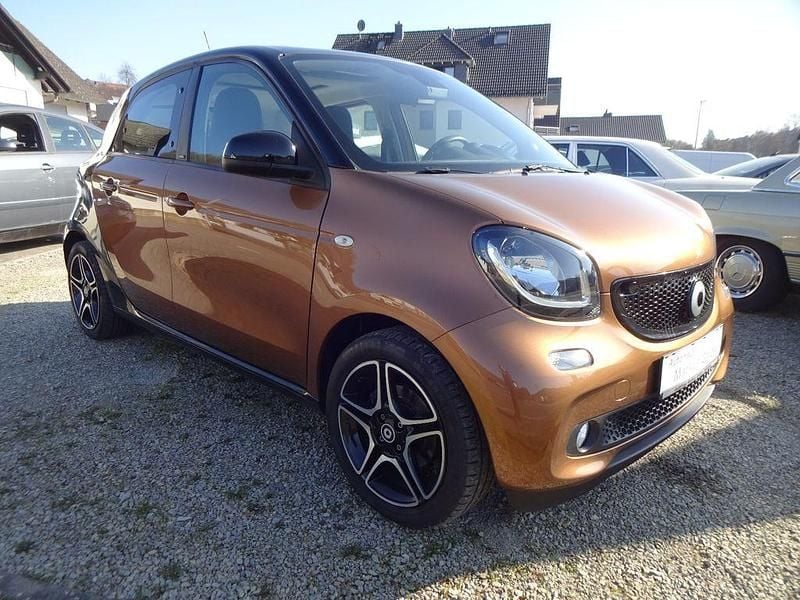Gebraucht Smart ForFour Basis 90 PS (66 kW) 2015 Schwarz Kleinwagen