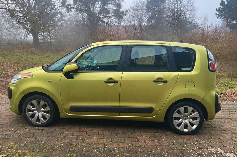 Gebraucht Citroën C3 Picasso Attraction 95 PS (69 kW) 2010 Grün Van / Kleinbus