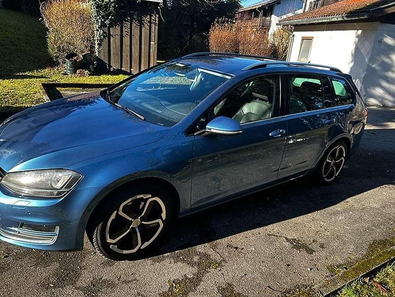 Blau Gebraucht 2014 VW Golf VII Highline Kombi | 8.950 € (Fairer Preis) - Bild 1/4