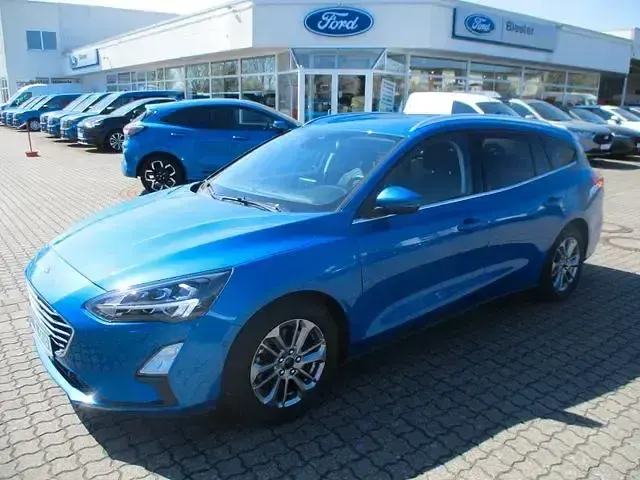 Gebraucht Ford Focus Titanium 150 PS (110 kW) 2019 Dynamicblau metallic (metallic) Kombi