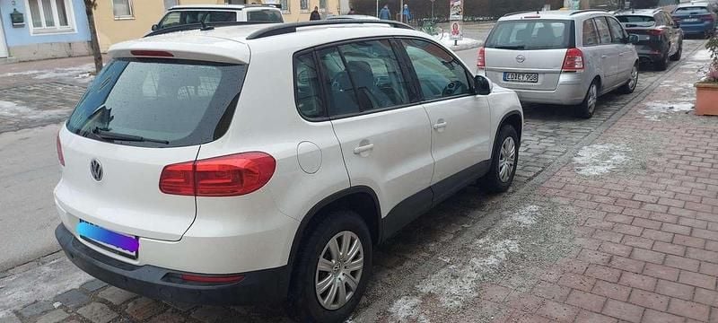 Gebraucht VW Tiguan Trendline 160 PS (117 kW) 2012 Weiß SUV