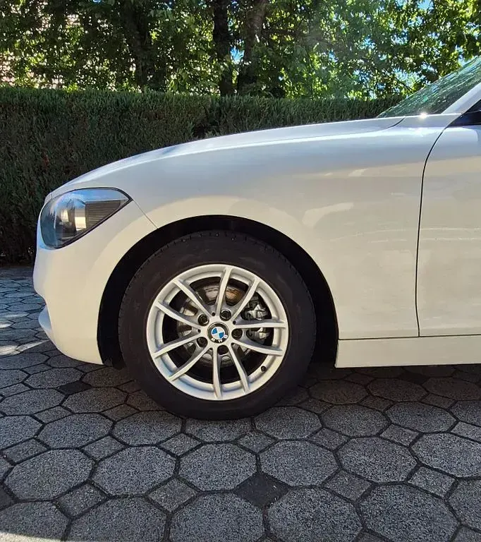 Gebraucht BMW 116 136 PS (100 kW) 2014 Weiß Kleinwagen