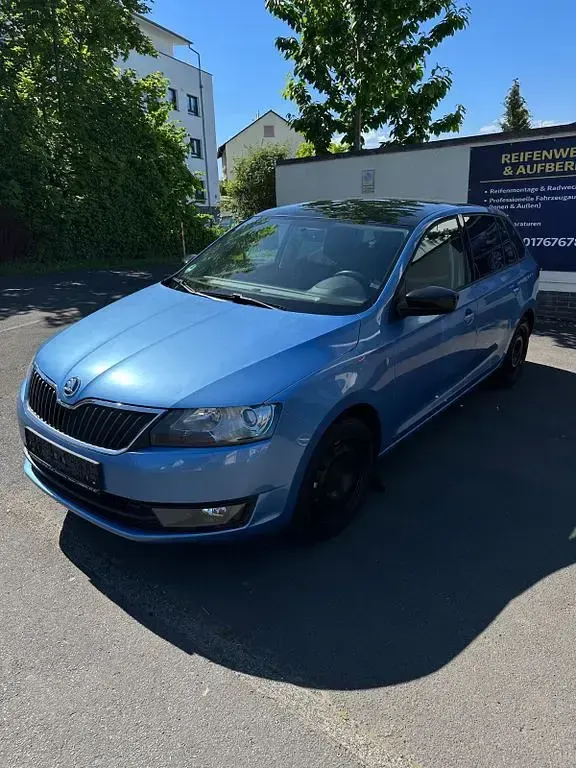 Gebraucht Skoda Rapid Ambition 110 PS (80 kW) 2015 Blau Kleinwagen