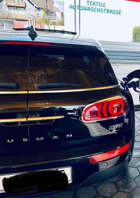 Schwarz Gebraucht 2019 Mini Cooper Clubman Kombi | 15.100 € (Fairer Preis) - Bild 1/4