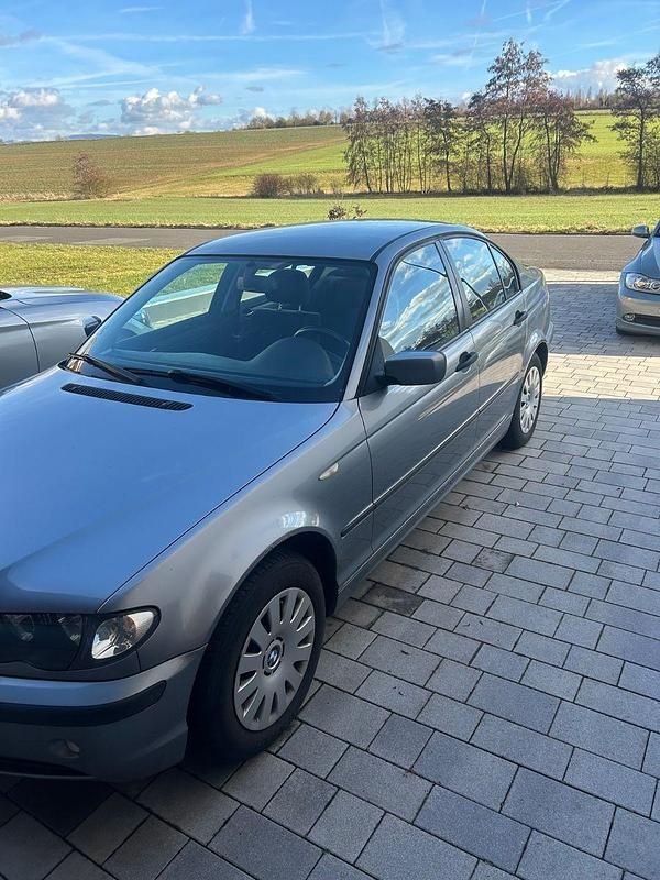 Second-hand BMW 316 116 CP (85 kW) 2005 Gri Berlinǎ