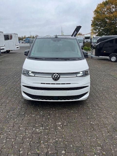 Weiß Gebraucht 2022 VW T7 Edition Van | 41.950 € (Superpreis) - Bild 1/4