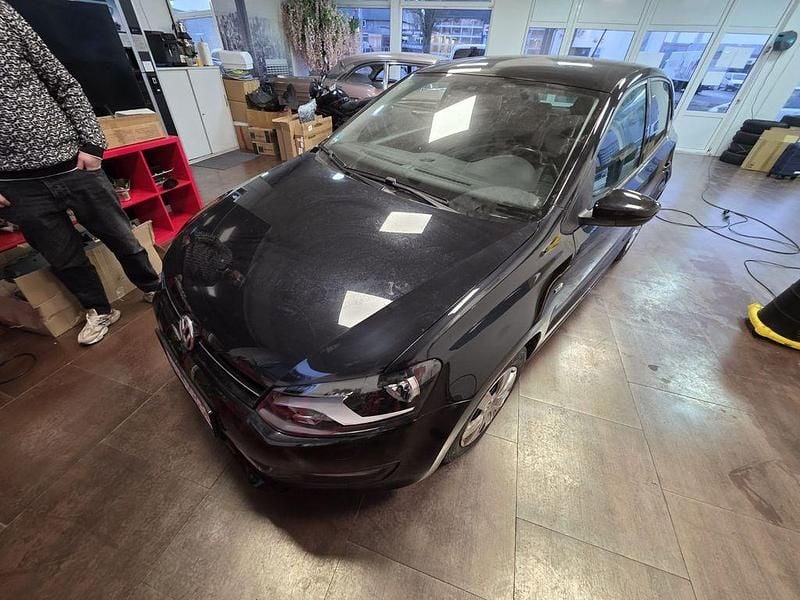 Schwarz Gebraucht 2014 VW Polo Life Limousine | 6.500 € (Guter Preis) - Bild 1/4